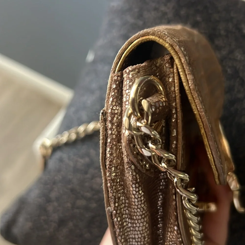 MICHAEL KORS Mini CRISS BODY BAG!! Gold tone - Picture 13 of 13
